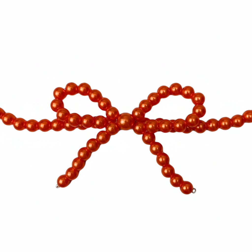 Bow Orange pearl Hat Chain center zoomed close-up