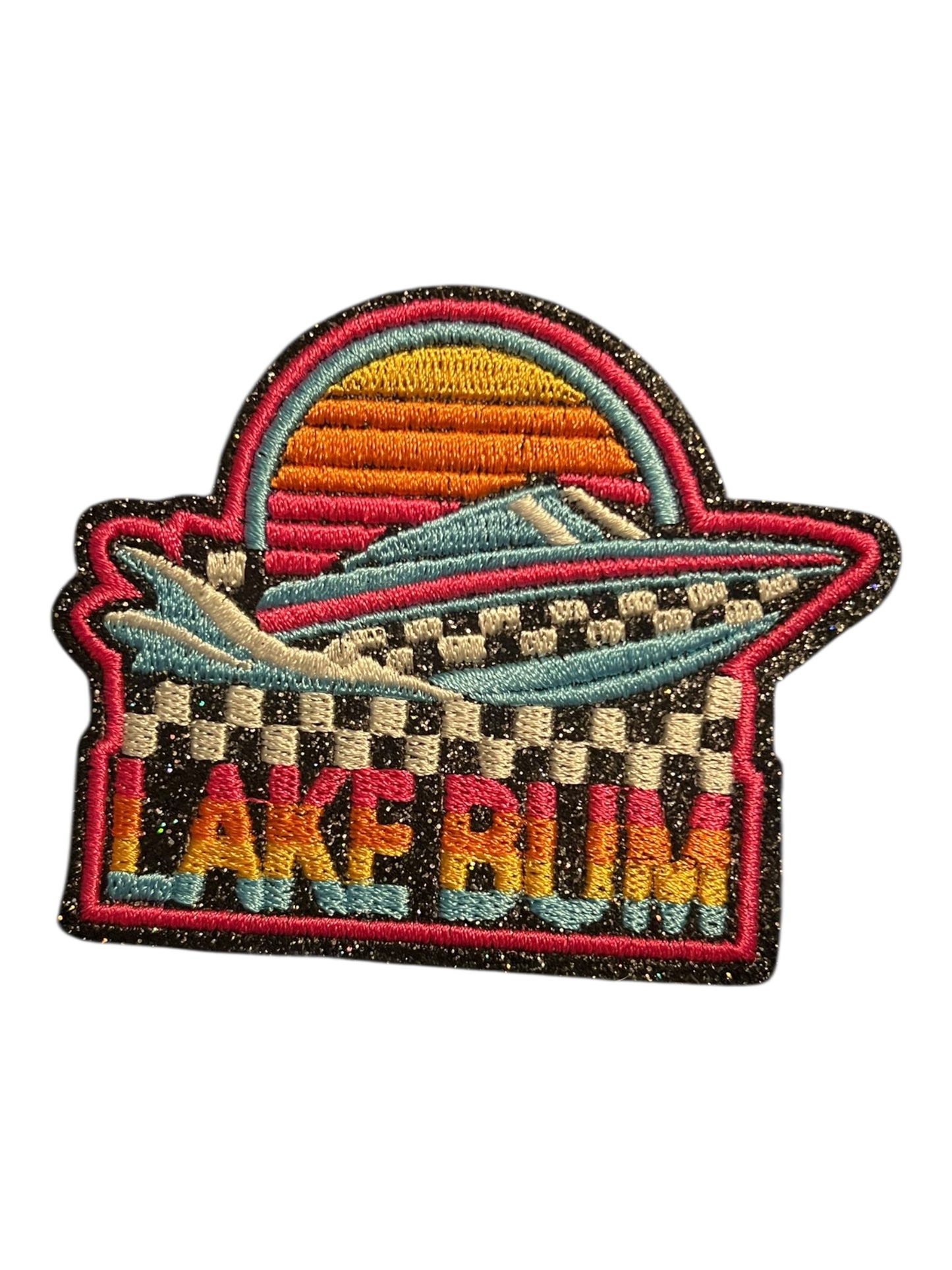 Lake bum with checkered boar and bright colors