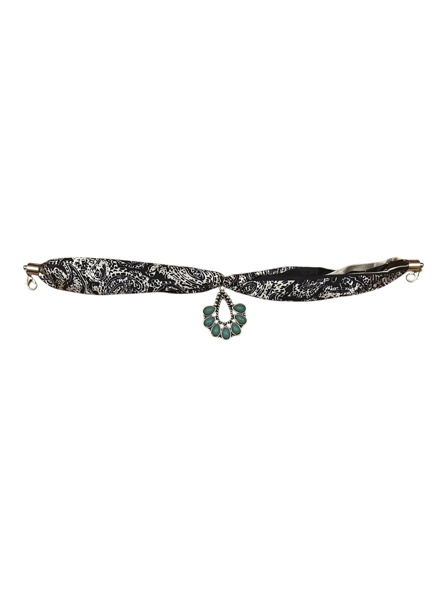 Bandana print with turquoise charm