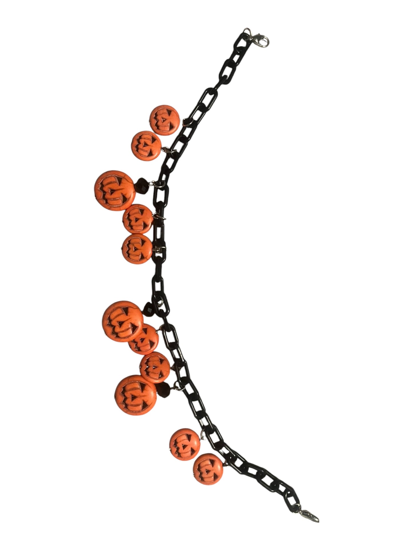 Black acrylic chain with pumpkins