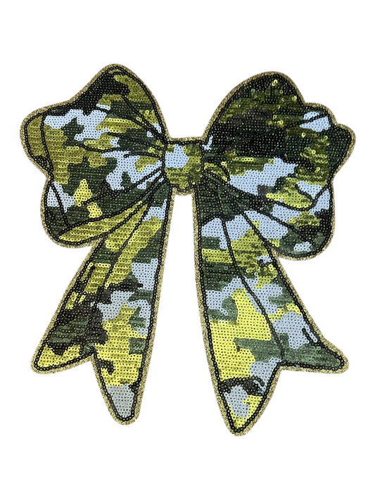 Camo bow apparel size patch